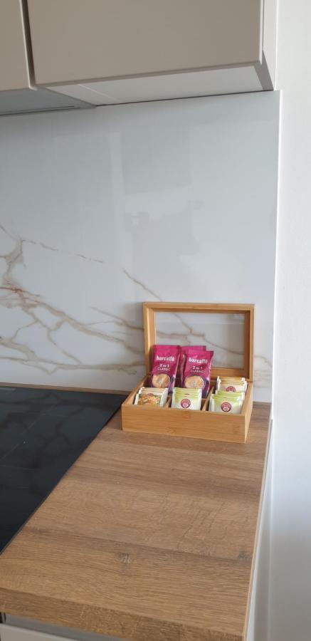 Studio Apartment Hana PUY Exterior foto